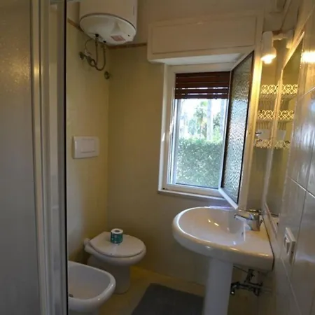 Apartment Family Near In Lignano *